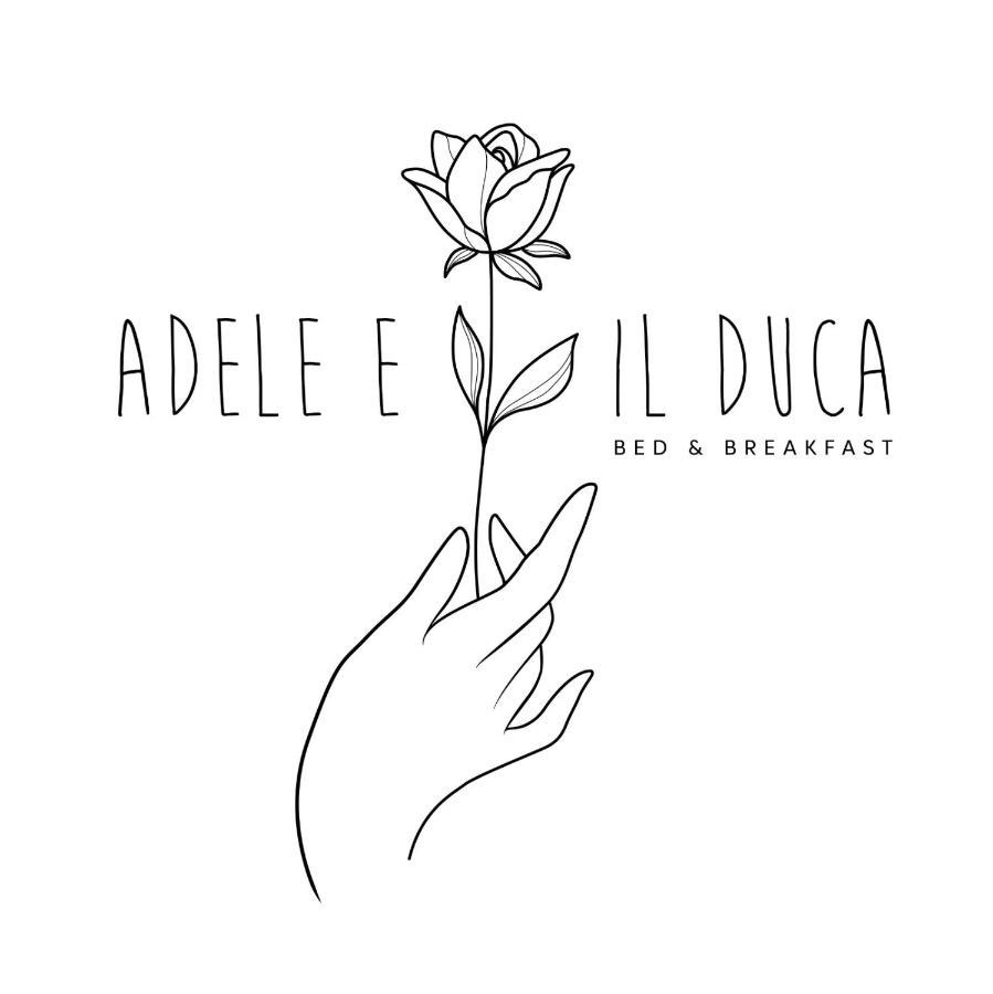 Adele E Il Duca Couette-café Lecce